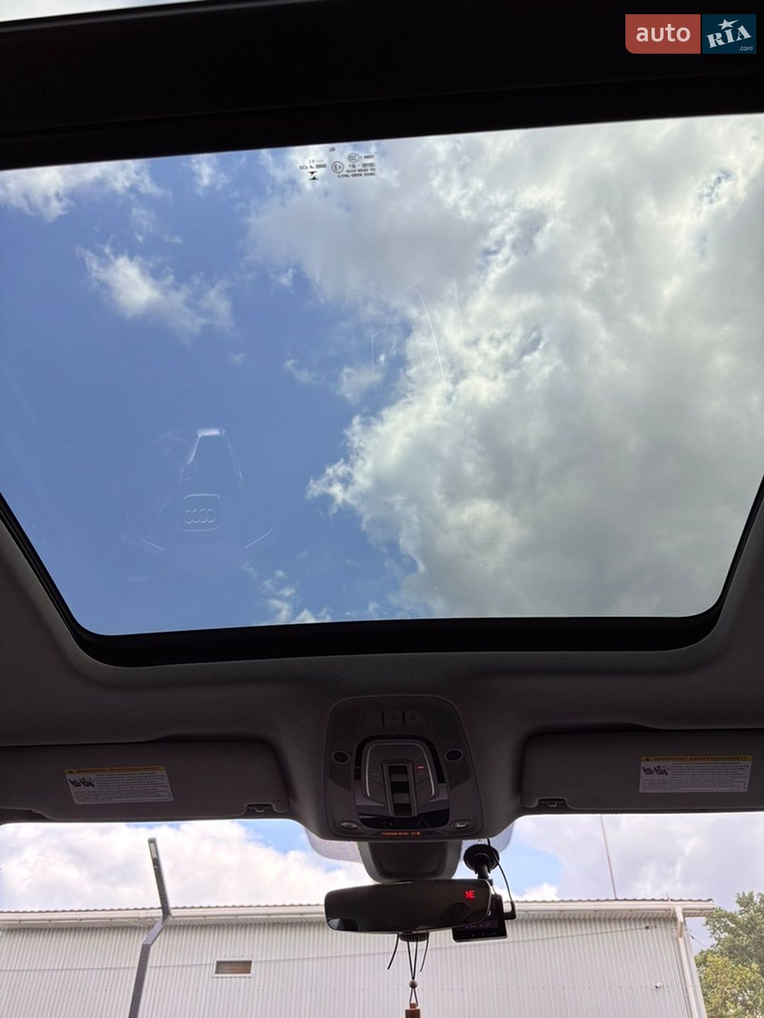 Audi Q5 2016 VIN WA1ANAFY3J2001846 фото оголошення 12 з 22