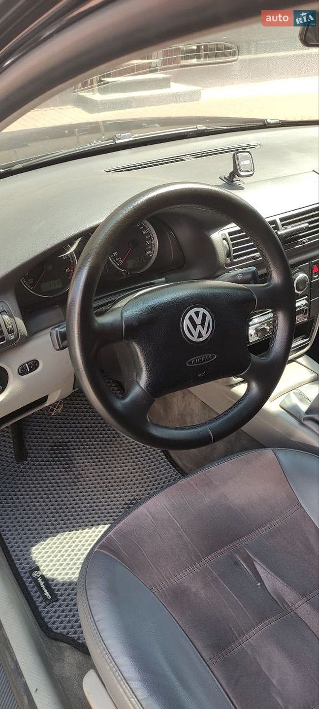Volkswagen Passat 2005 VIN WVWZZZ3BZ5E114180 фото оголошення 9 з 15