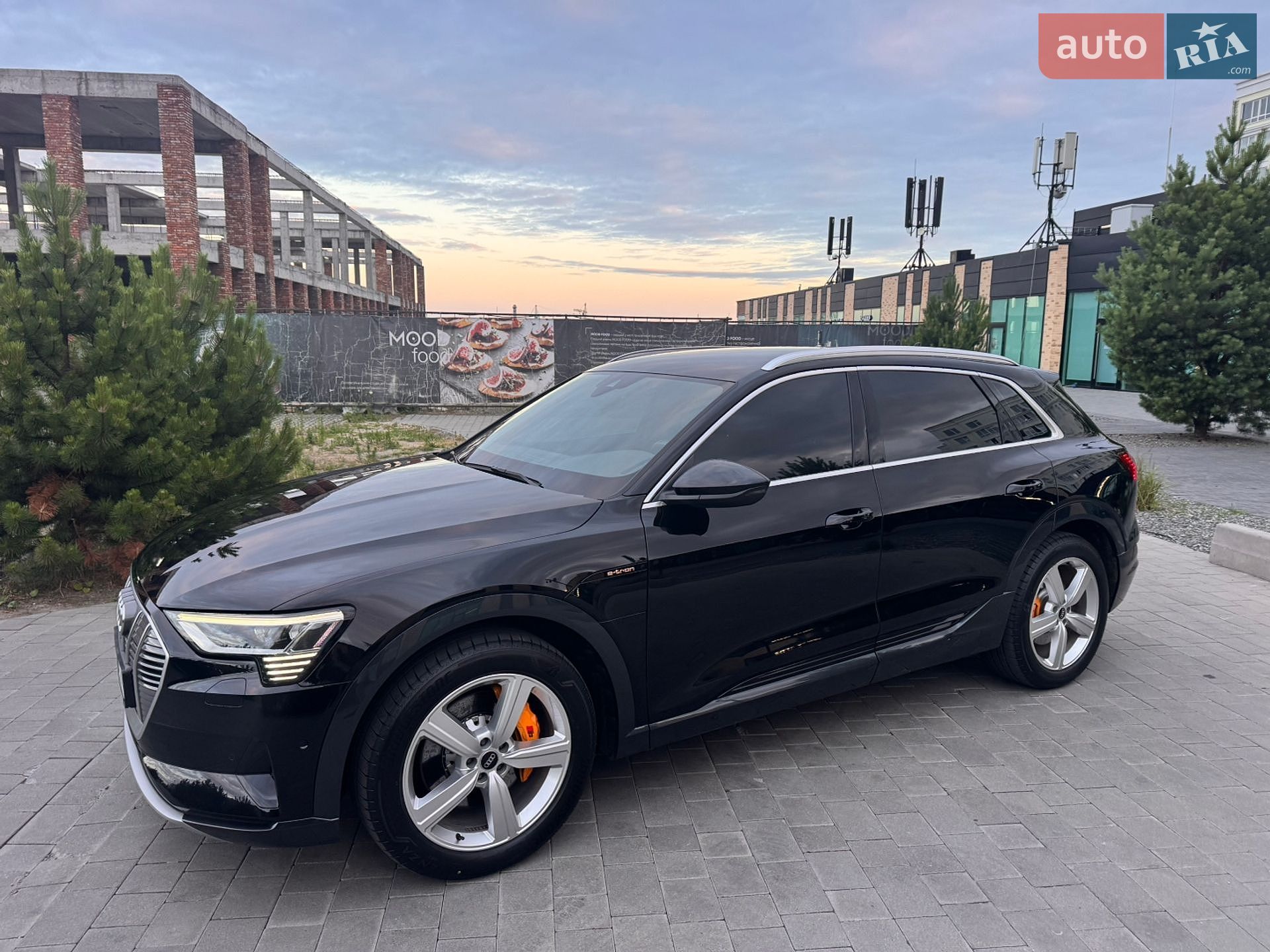 Audi e-tron 2022 VIN WAUZZZGE6NB036786 фото оголошення 6 з 53