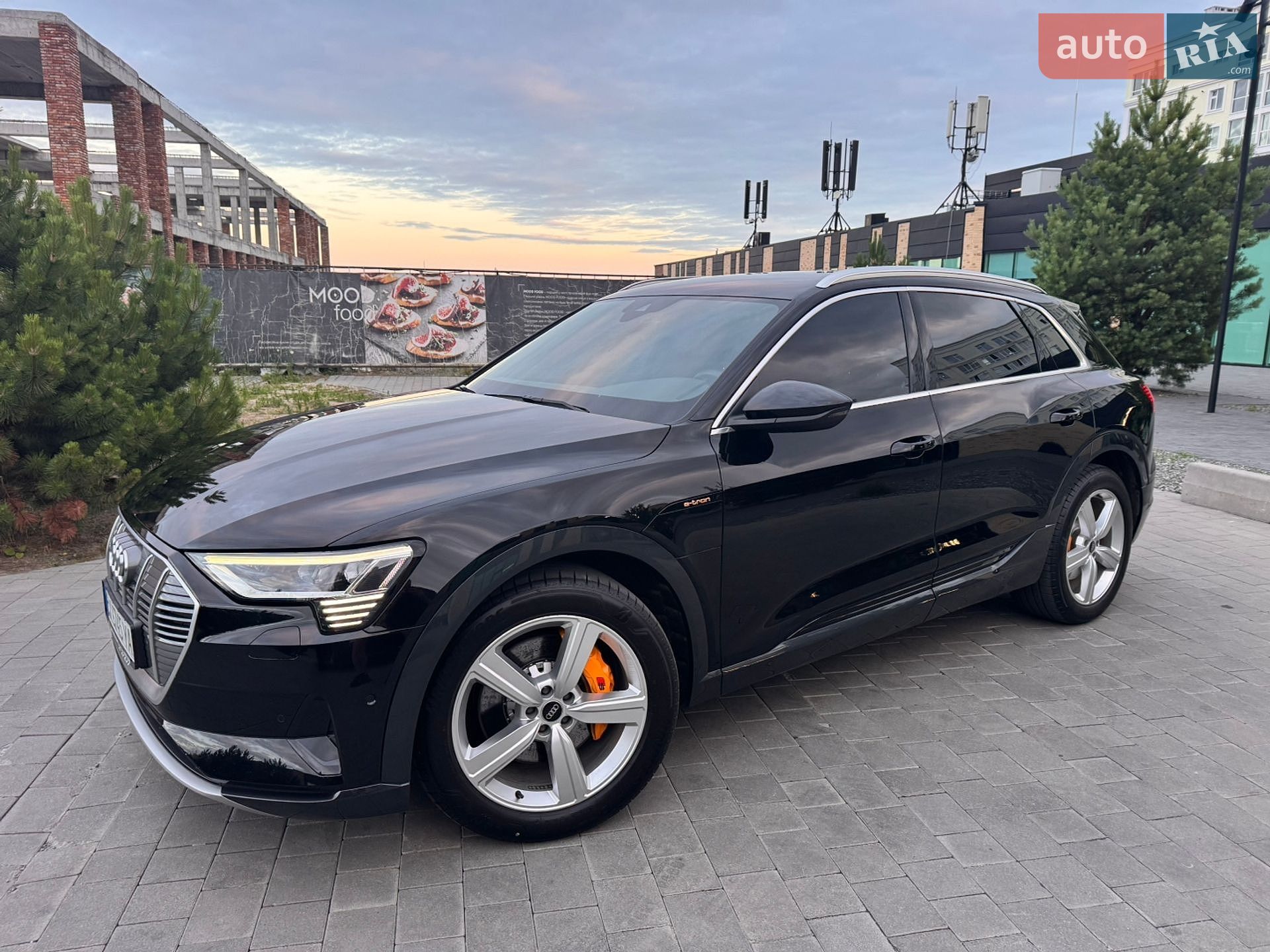 Audi e-tron 2022 VIN WAUZZZGE6NB036786 фото оголошення 11 з 53