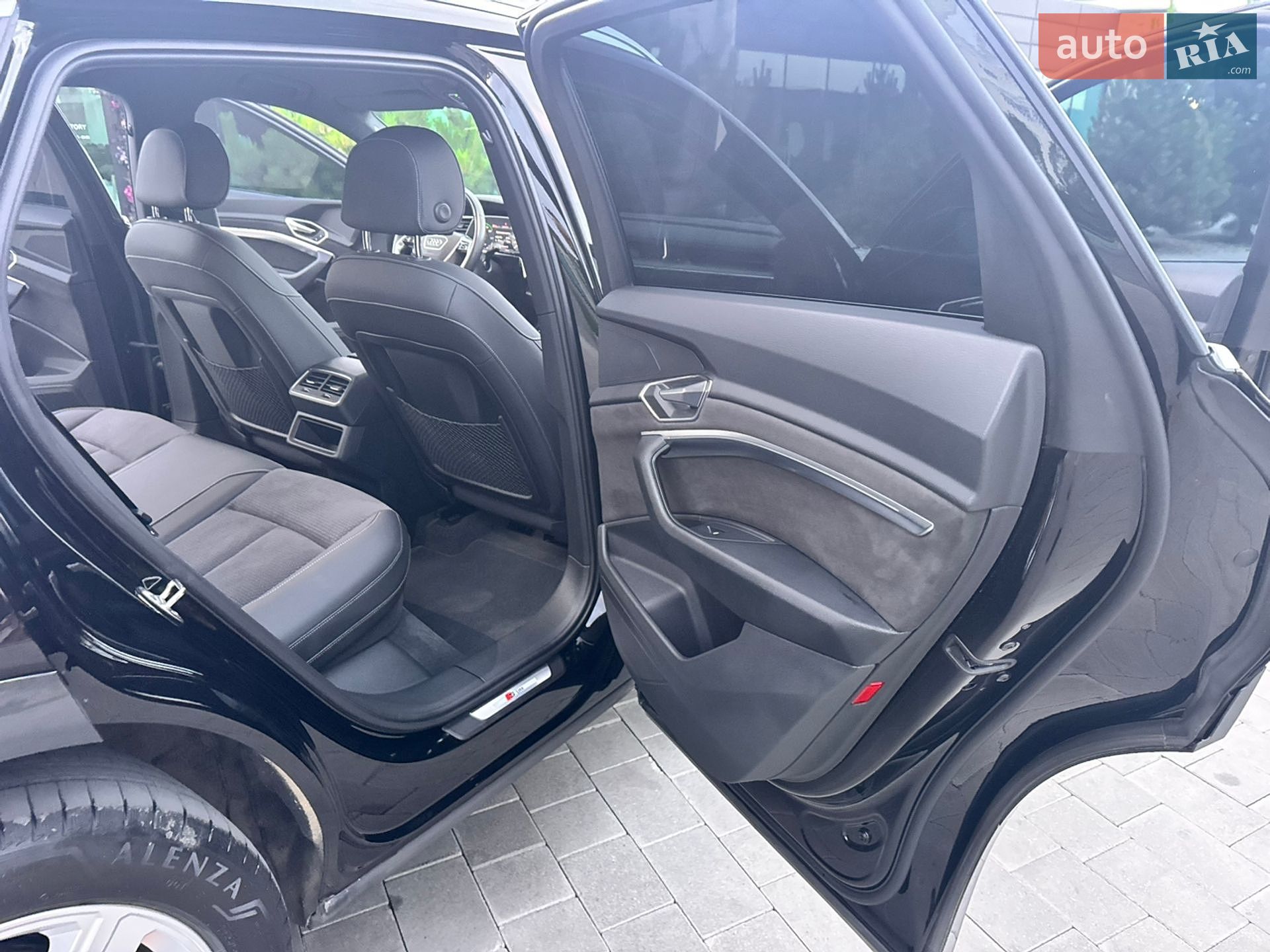 Audi e-tron 2022 VIN WAUZZZGE6NB036786 фото оголошення 42 з 53