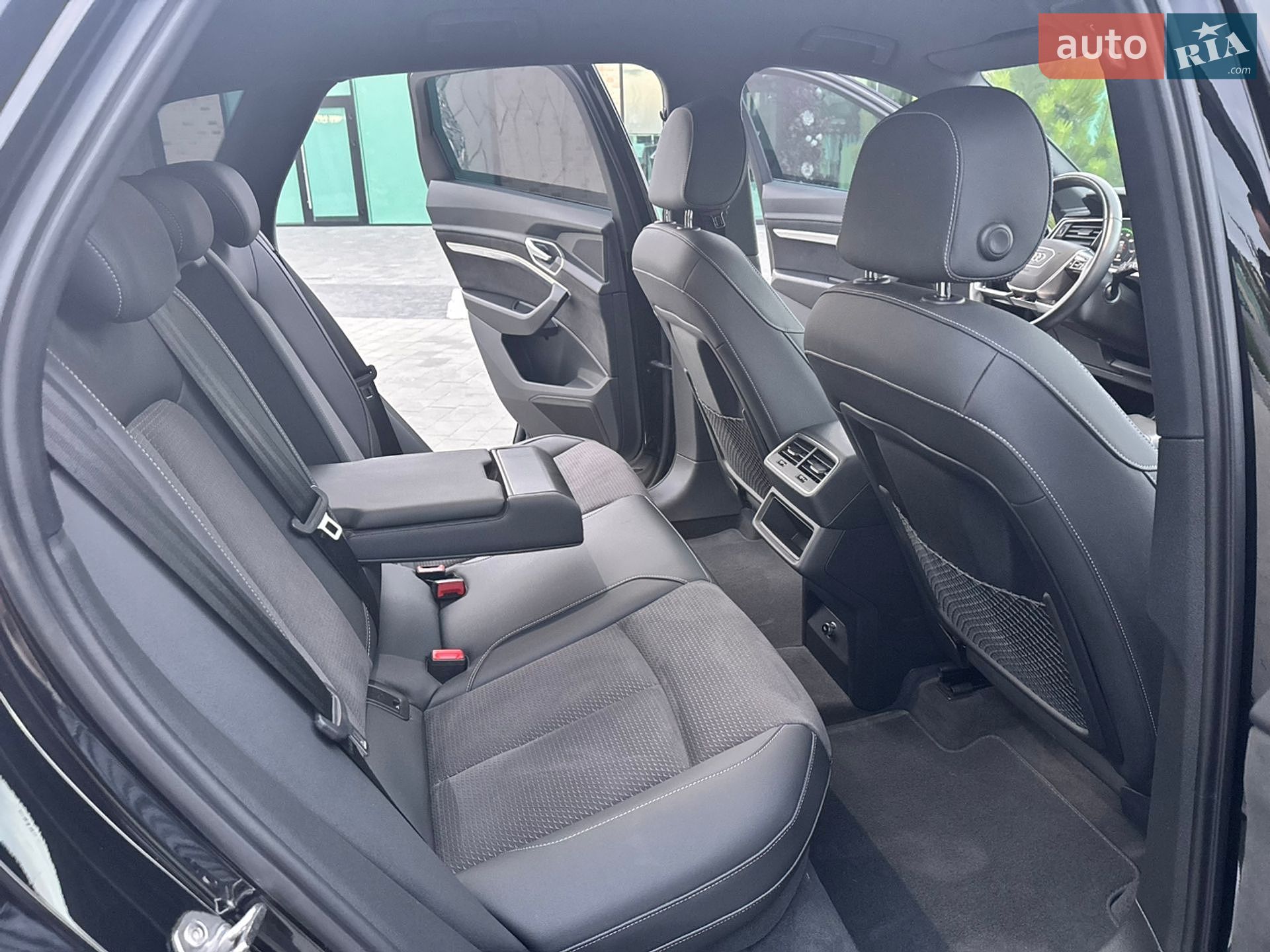Audi e-tron 2022 VIN WAUZZZGE6NB036786 фото оголошення 45 з 53