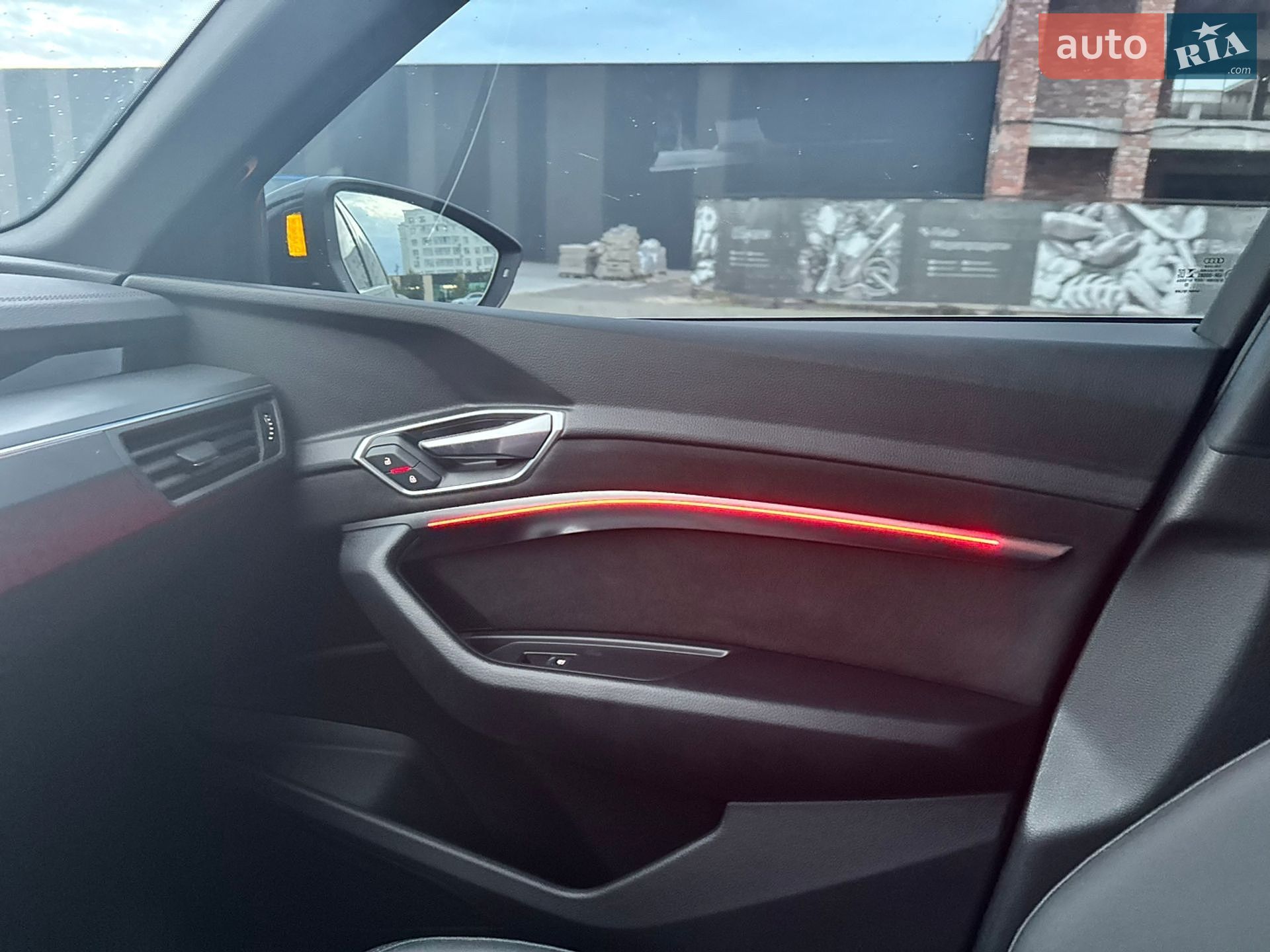 Audi e-tron 2022 VIN WAUZZZGE6NB036786 фото оголошення 52 з 53