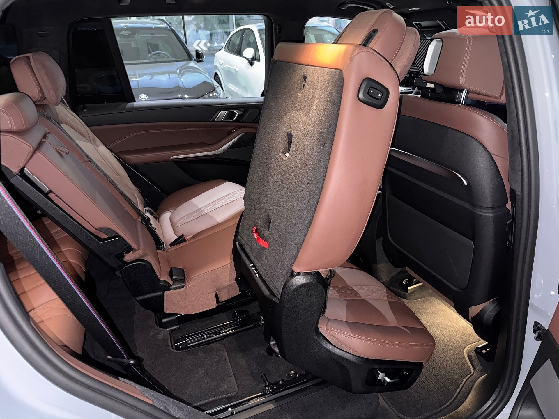BMW X7 2023 VIN WBA21EN0009V04648 фото оголошення 107 з 131