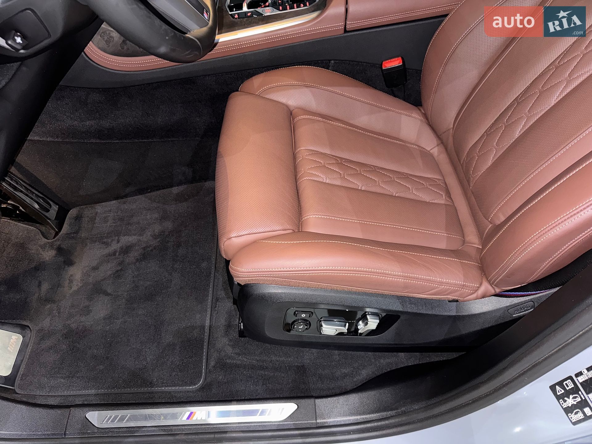 BMW X7 2023 VIN WBA21EN0009V04648 фото оголошення 75 з 131