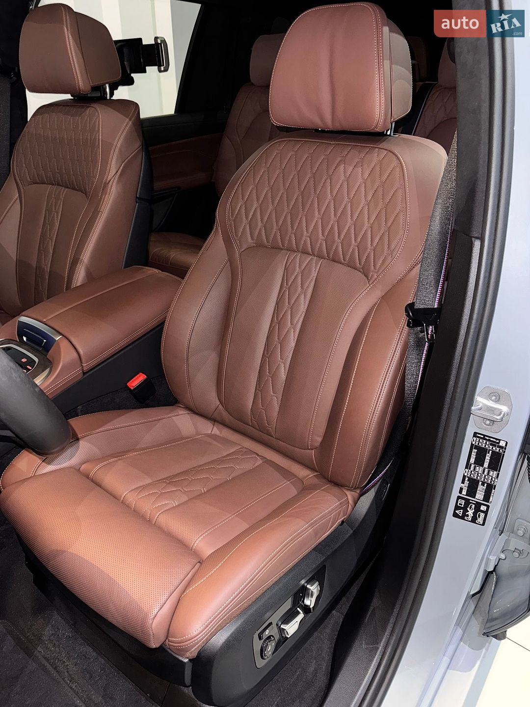 BMW X7 2023 VIN WBA21EN0009V04648 фото оголошення 78 з 131