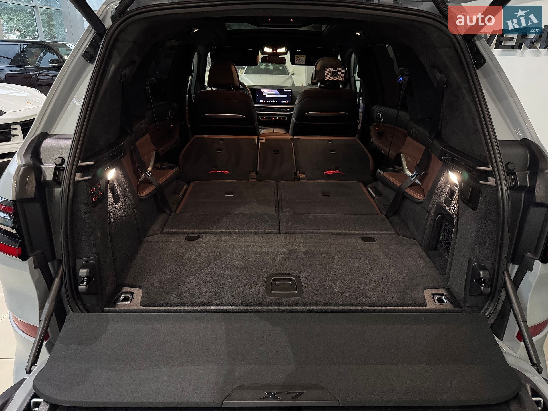BMW X7 2023 VIN WBA21EN0009V04648 фото оголошення 103 з 131