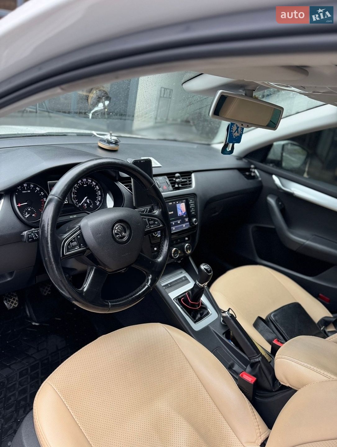 Skoda Octavia 2014 VIN TMBLJ7NE2F0099839 фото оголошення 4 з 4