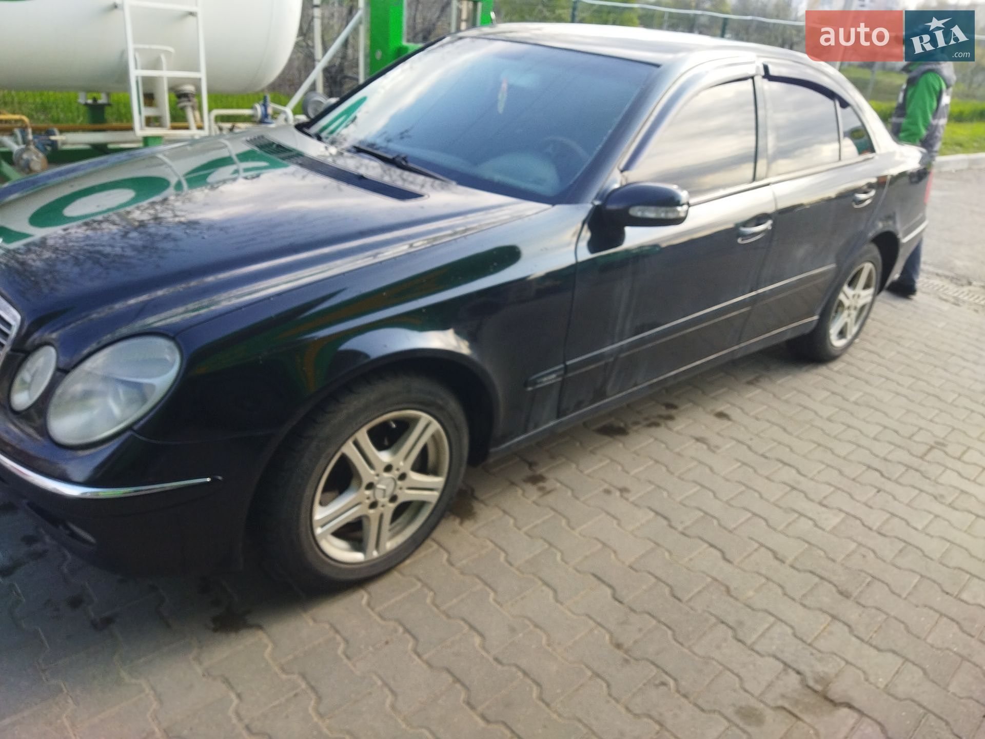 Mercedes-Benz E-Class 2003 VIN Y6D2110424A421214 фото оголошення 4 з 8