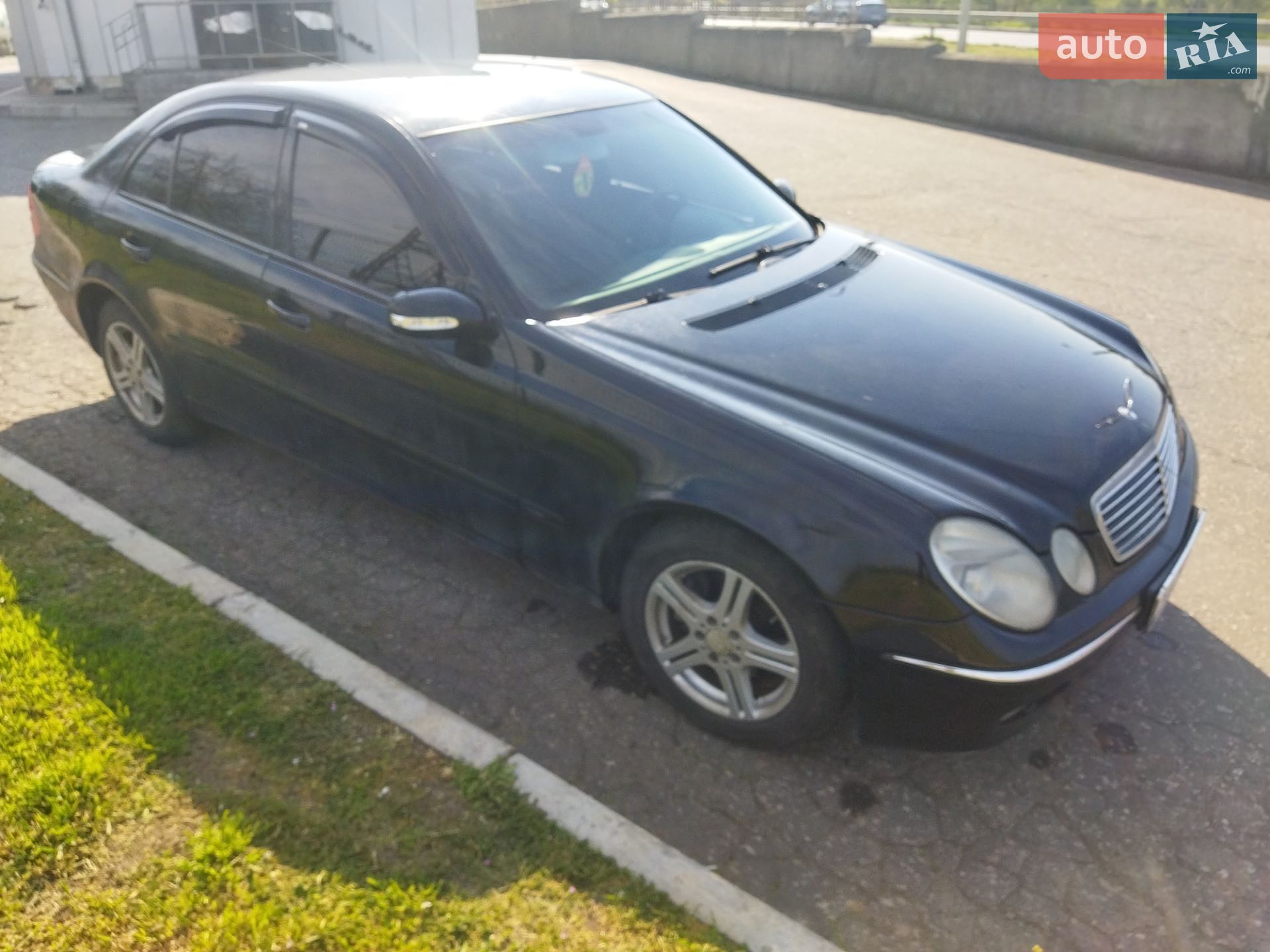 Mercedes-Benz E-Class 2003 VIN Y6D2110424A421214 фото оголошення 3 з 8