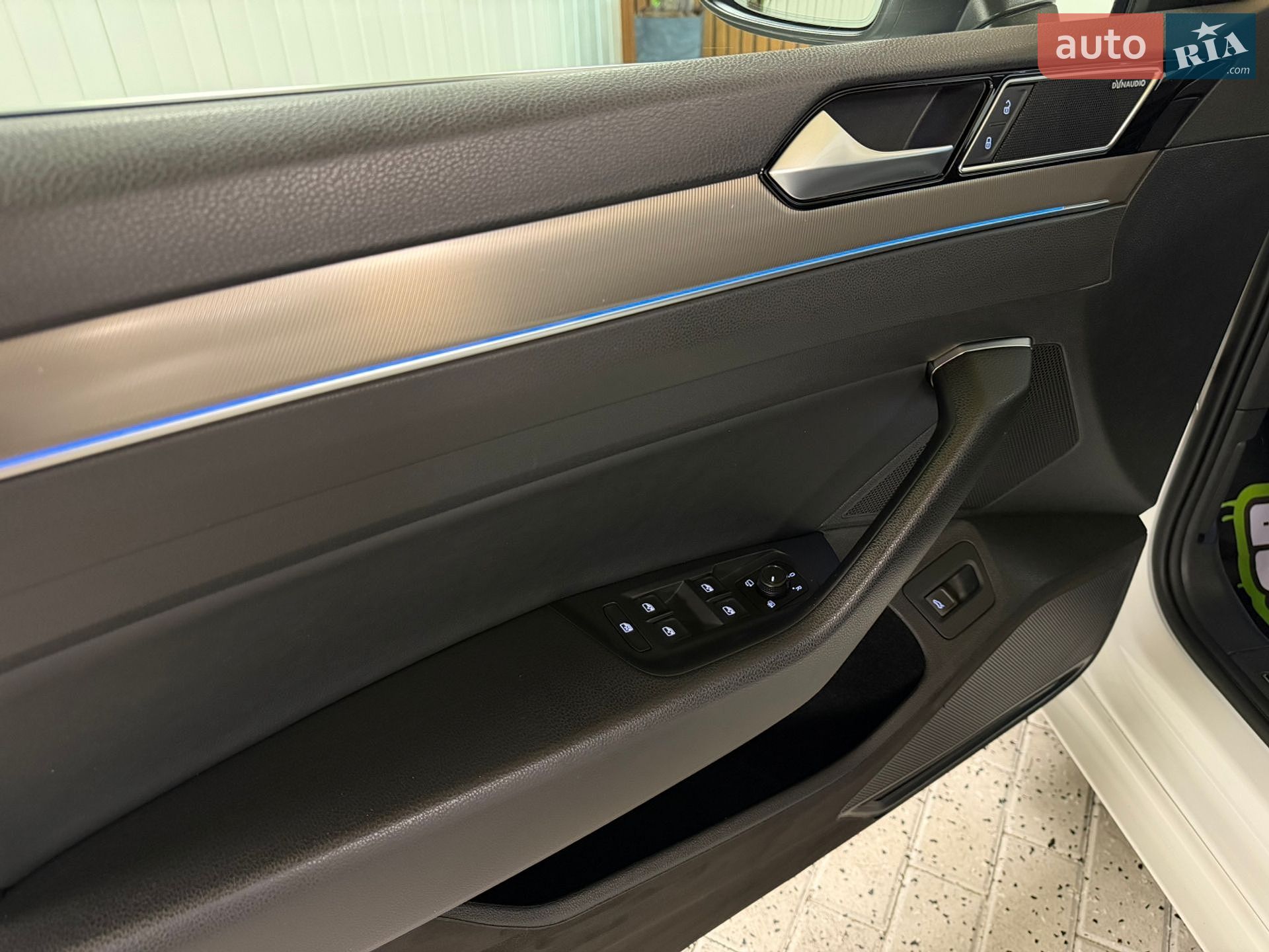 Volkswagen Arteon 2019 VIN WVWZZZ3HZKE016163 фото оголошення 16 з 57
