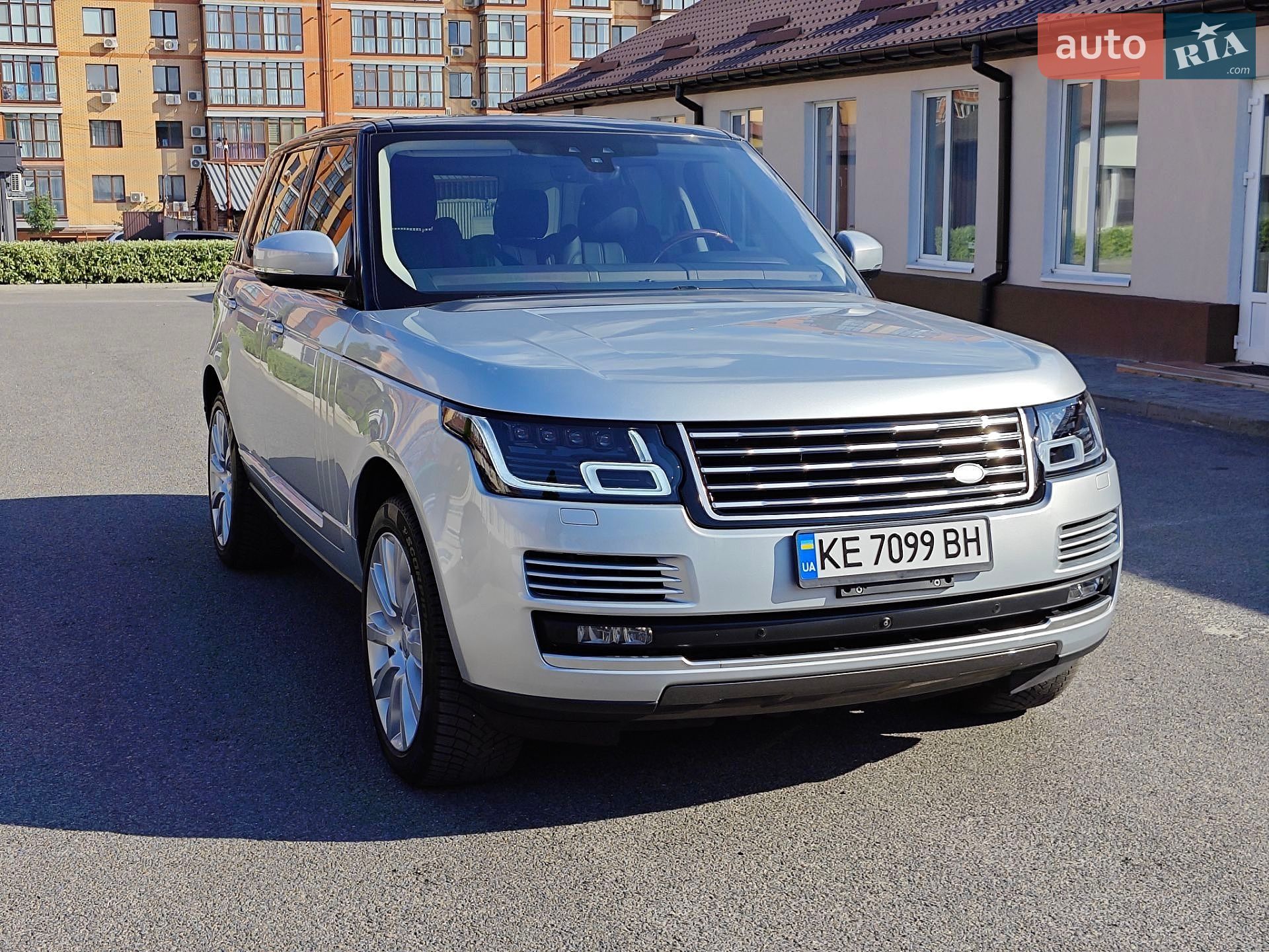 Land Rover Range Rover 2017 VIN SALGS2FEXHA348622 фото оголошення 7 з 29