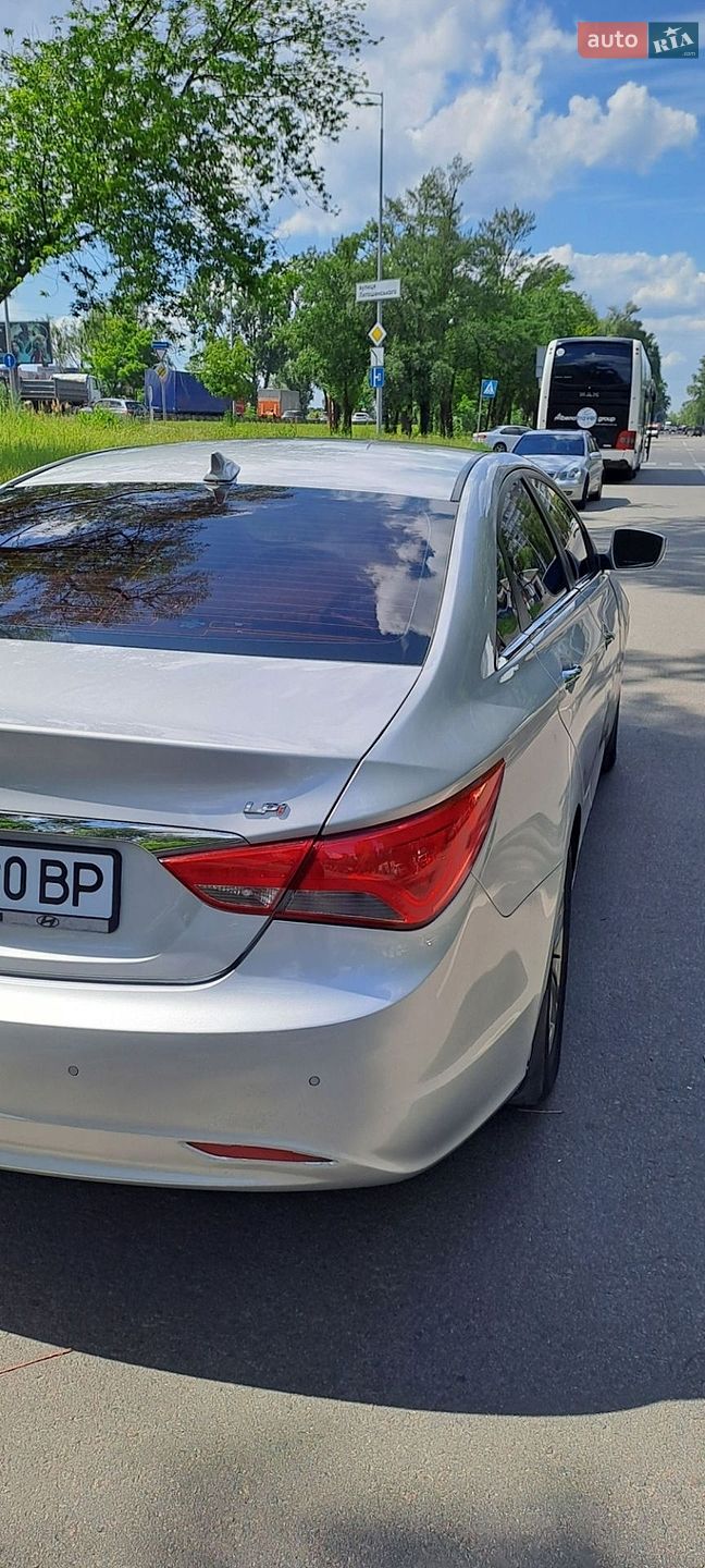 Hyundai Sonata 2012 VIN KMHEC41LBDA508764 фото оголошення 3 з 61