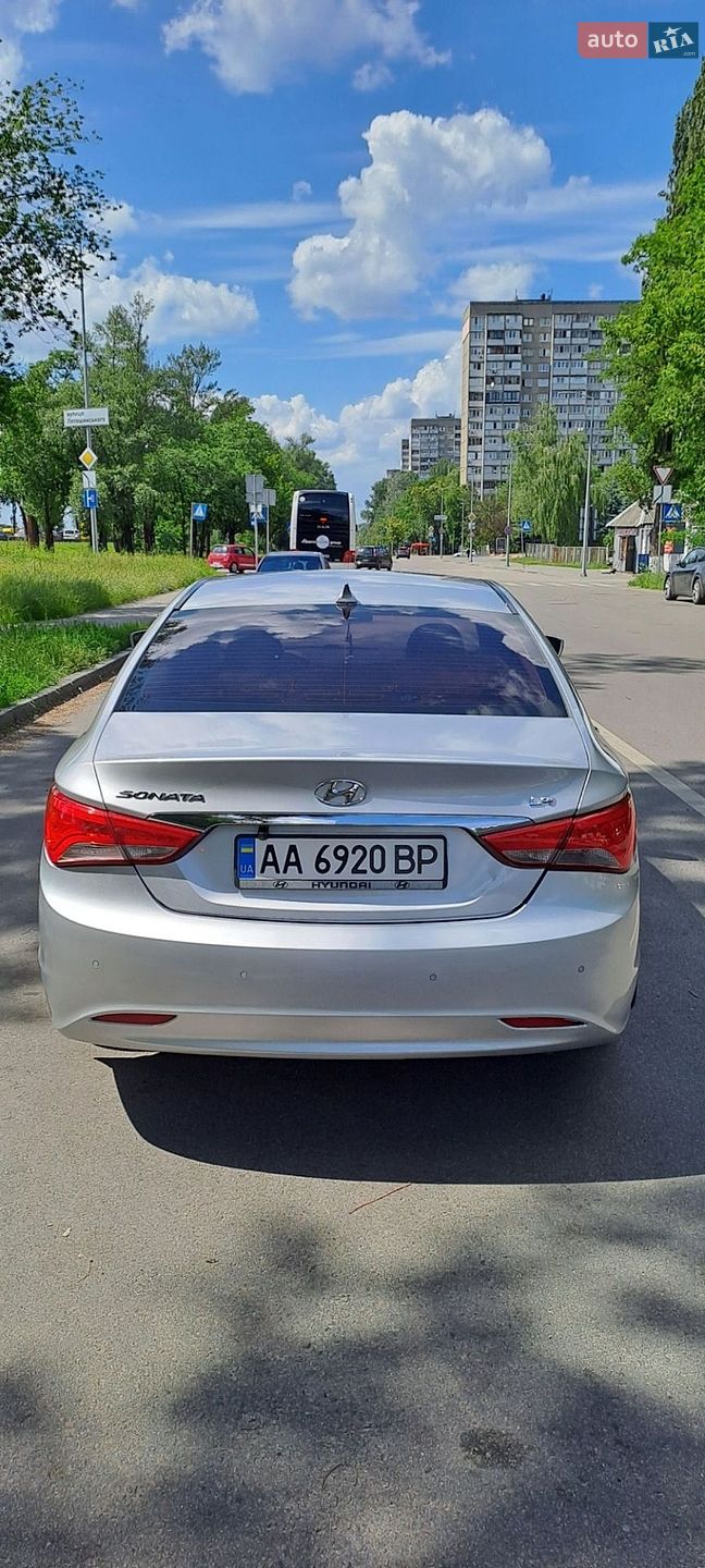 Hyundai Sonata 2012 VIN KMHEC41LBDA508764 фото оголошення 5 з 61