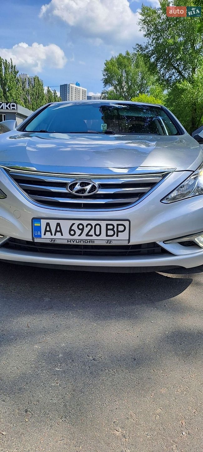 Hyundai Sonata 2012 VIN KMHEC41LBDA508764 фото оголошення 7 з 61
