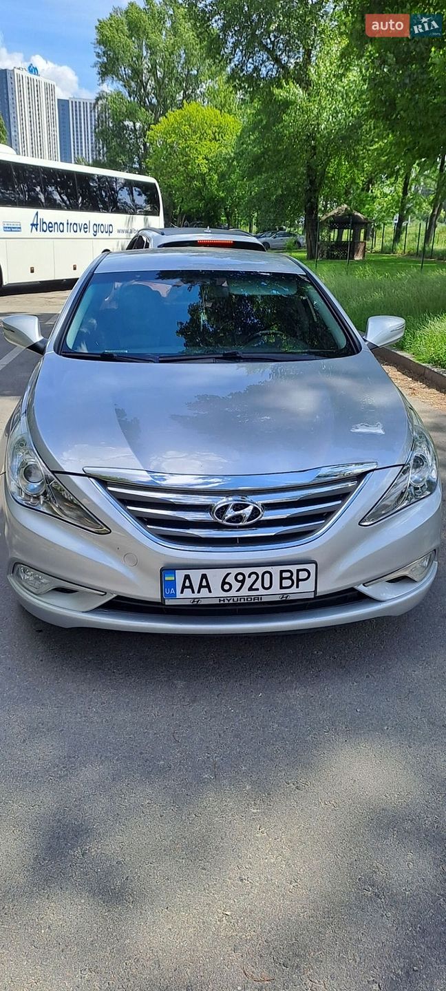Hyundai Sonata 2012 VIN KMHEC41LBDA508764 фото оголошення 13 з 61