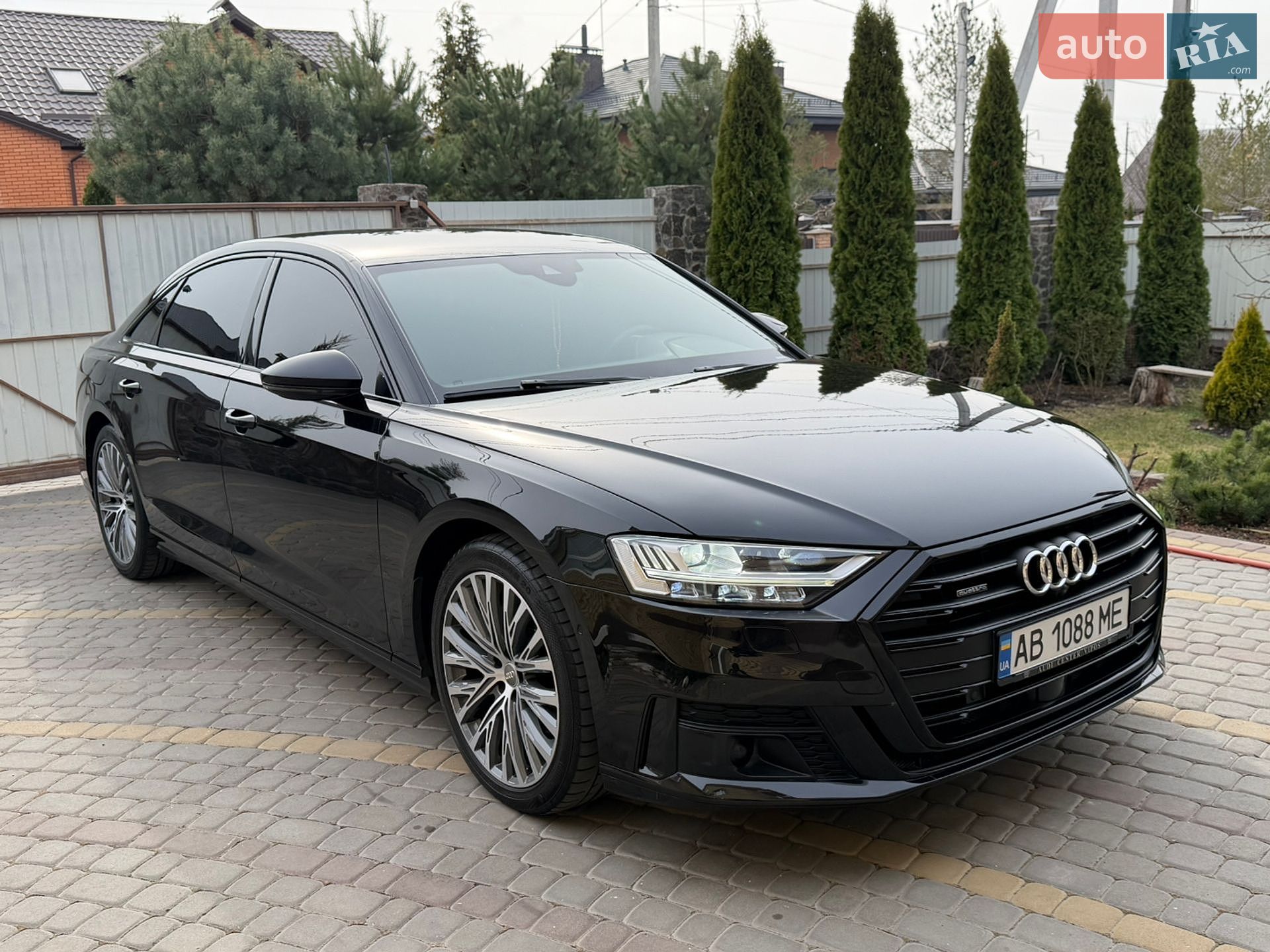 Audi A8 2021 VIN WAUZZZF86MN024288 фото оголошення 4 з 22