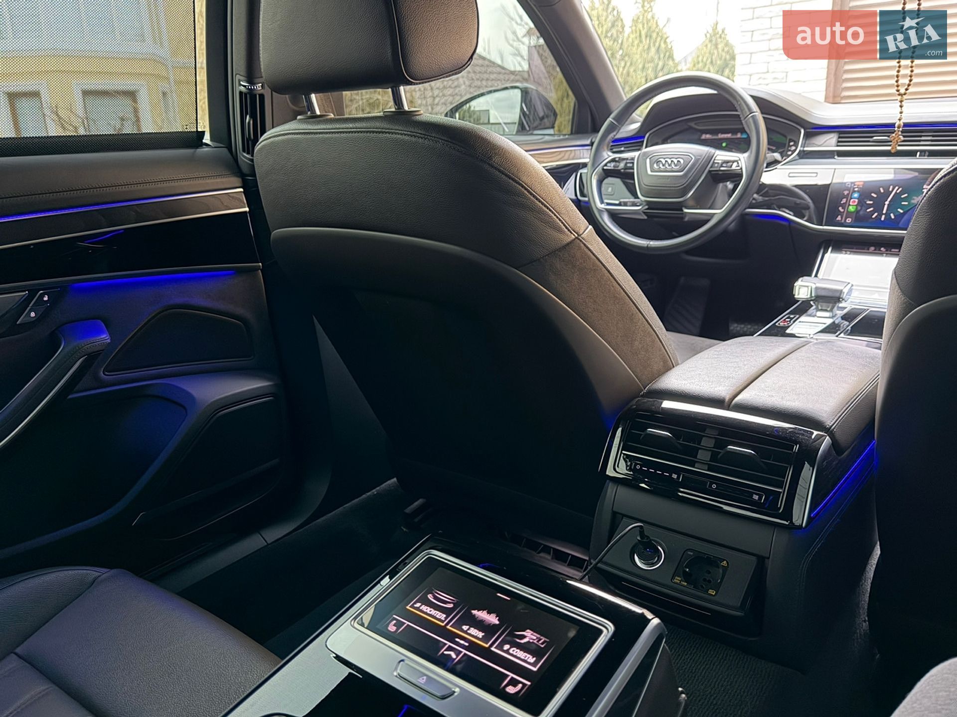 Audi A8 2021 VIN WAUZZZF86MN024288 фото оголошення 16 з 22