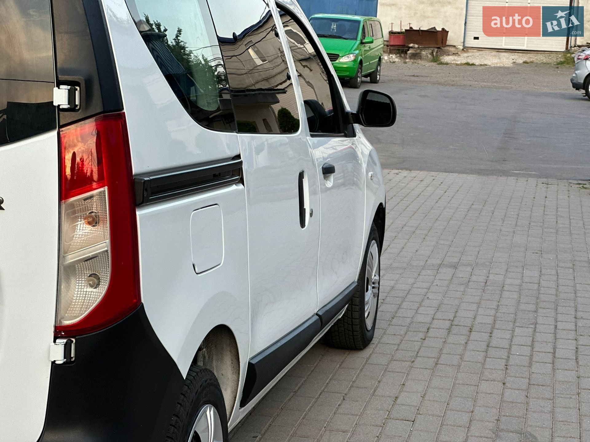 Renault Dokker 2017 VIN VF10SRCL457626646 фото оголошення 12 з 31