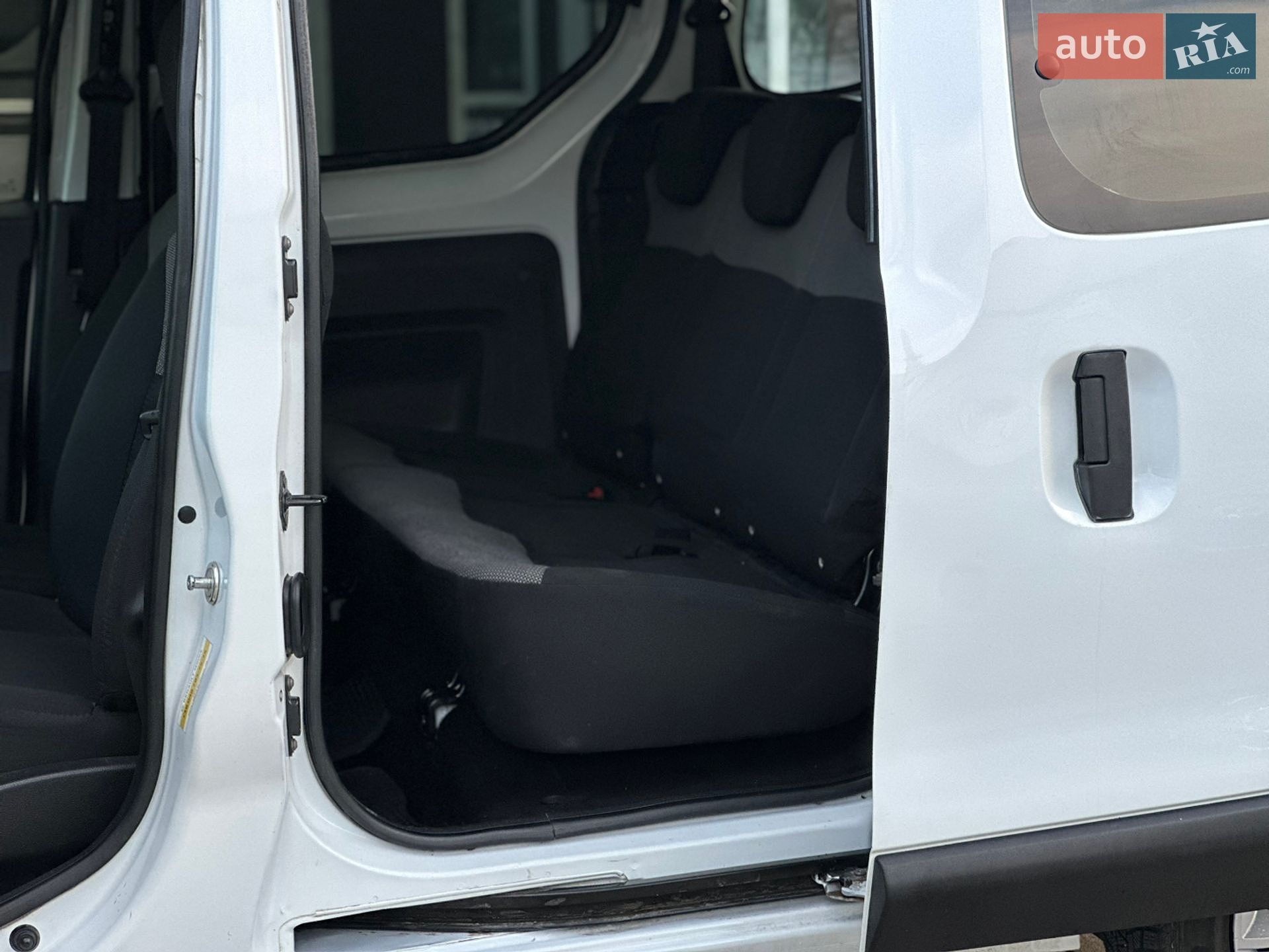 Renault Dokker 2017 VIN VF10SRCL457626646 фото оголошення 24 з 31