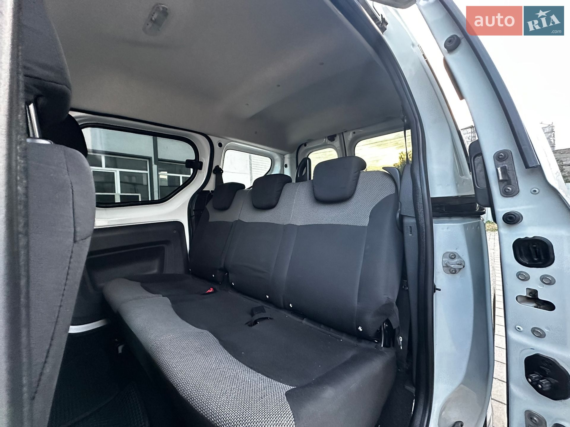 Renault Dokker 2017 VIN VF10SRCL457626646 фото оголошення 25 з 31