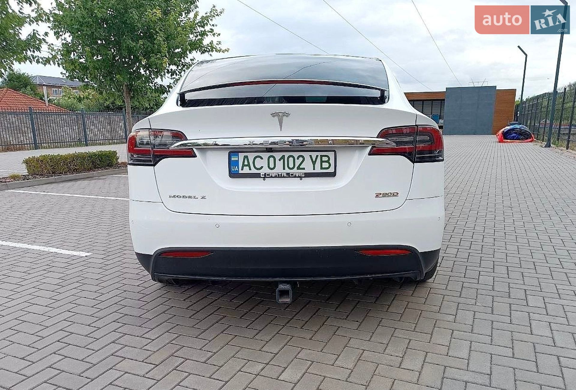 Tesla Model X 2016 VIN 5YJXCAE47GF003075 фото оголошення 8 з 27