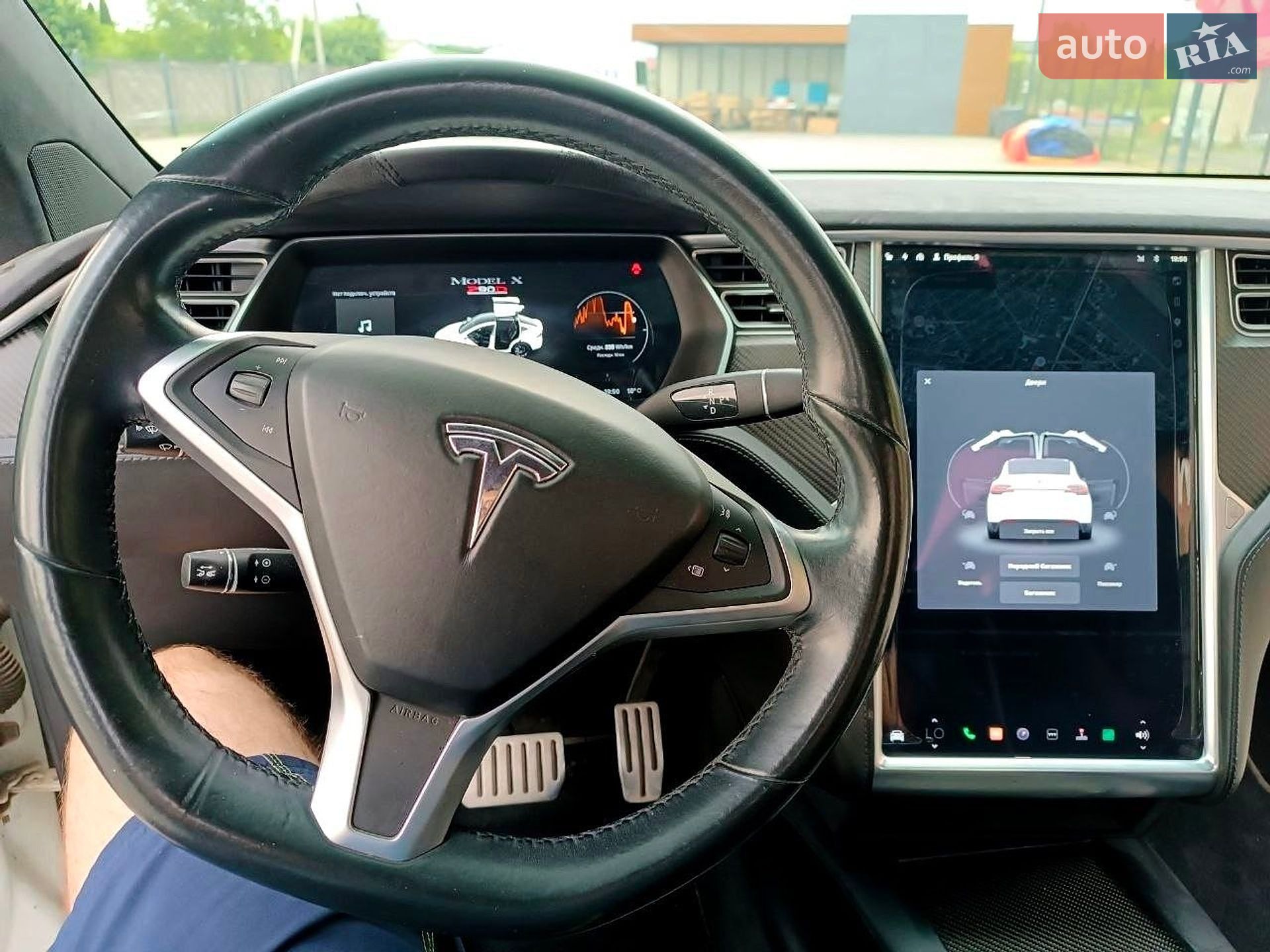 Tesla Model X 2016 VIN 5YJXCAE47GF003075 фото оголошення 13 з 27