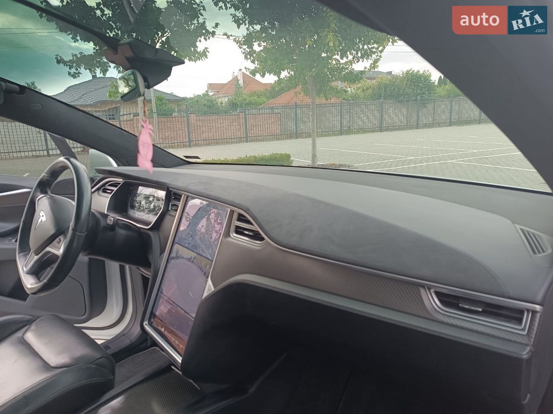 Tesla Model X 2016 VIN 5YJXCAE47GF003075 фото оголошення 15 з 27