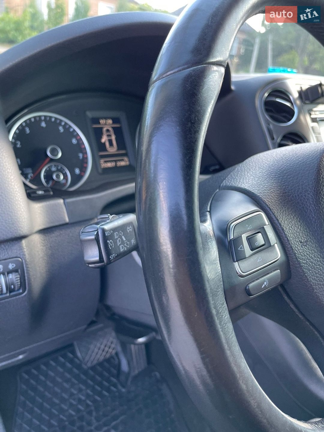 Volkswagen Tiguan 2011 VIN WVGZZZ5NZBW544341 фото оголошення 13 з 20