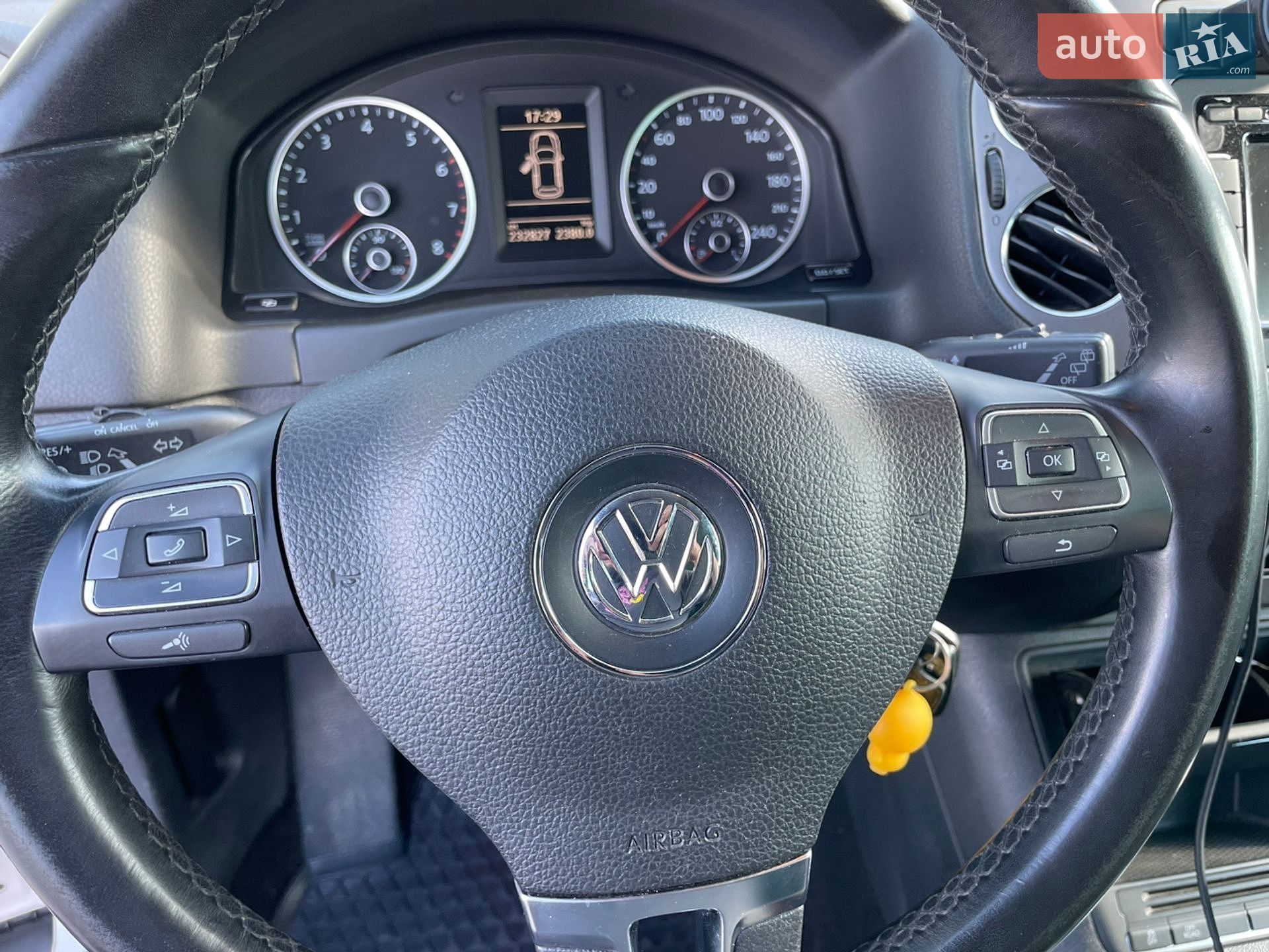 Volkswagen Tiguan 2011 VIN WVGZZZ5NZBW544341 фото оголошення 14 з 20