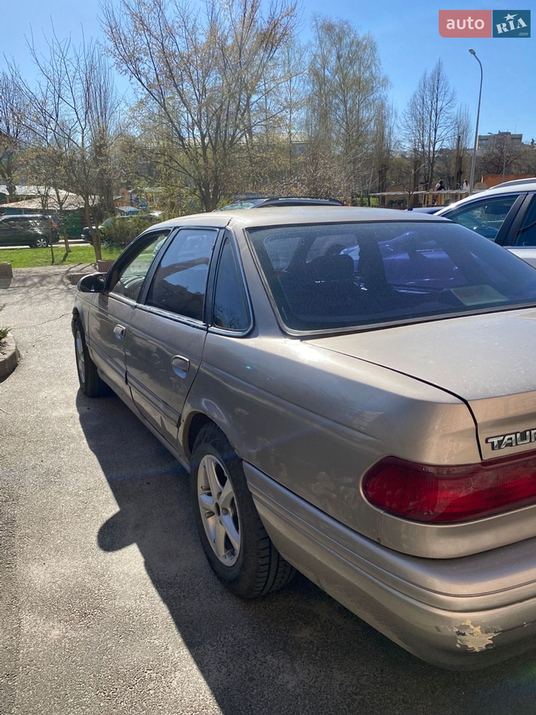 Ford Taurus 1995 VIN 1FALP52U7SG272616 фото оголошення 4 з 10