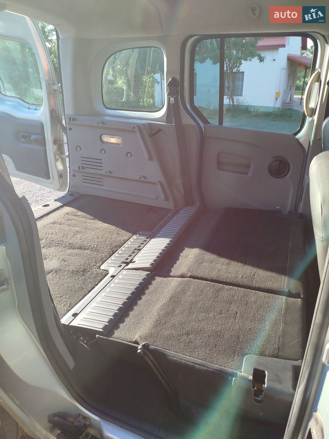 Renault Kangoo 2011 VIN VF1KW25B546665703 фото оголошення 4 з 19