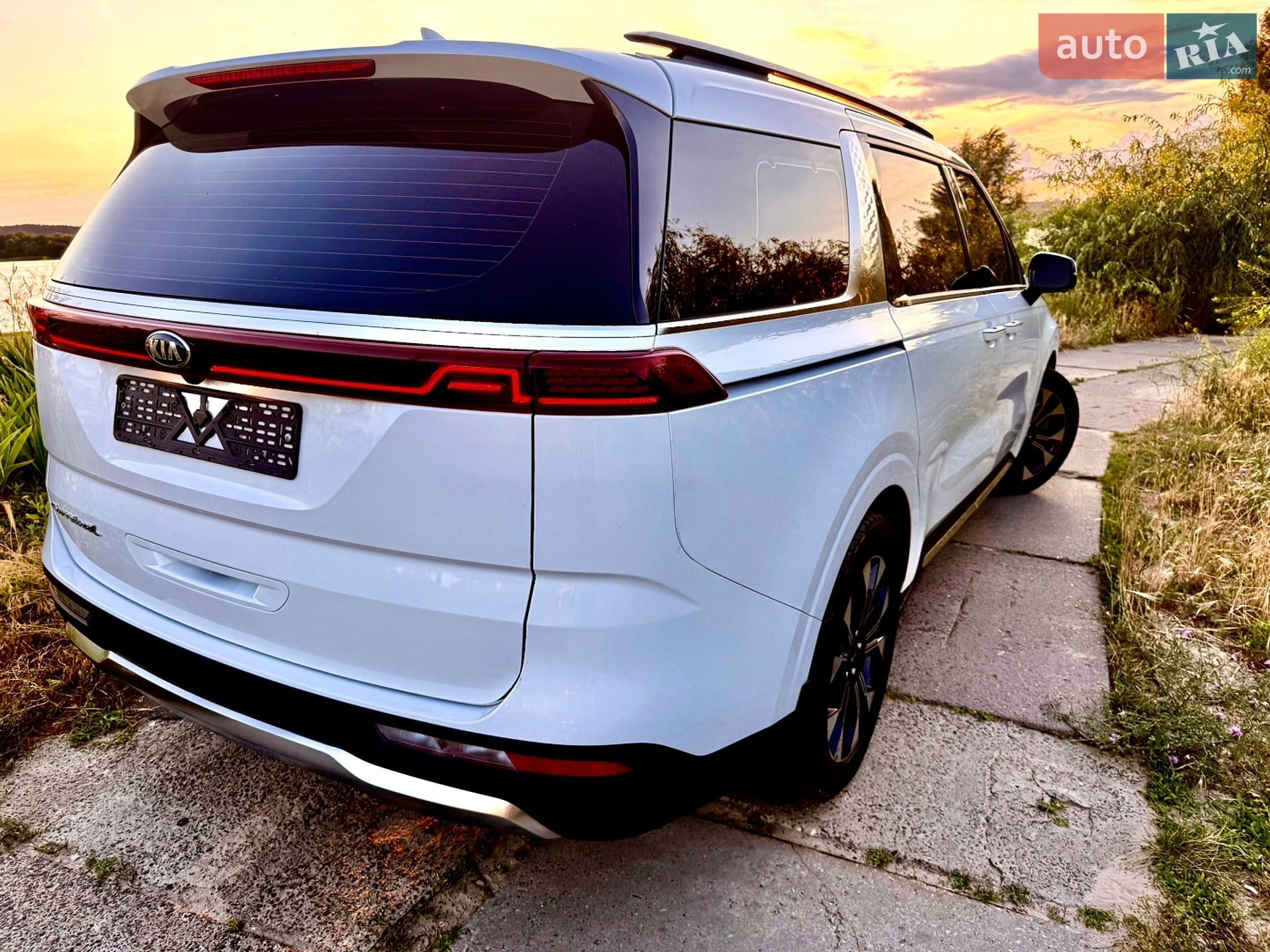 Kia Carnival 2021 VIN KNANE81BBMS012631 фото оголошення 5 з 48