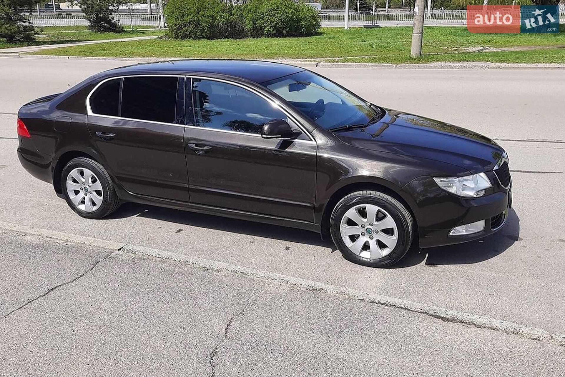 Skoda Superb 2012 VIN Y6UAB43T4CB301150 фото оголошення 2 з 36