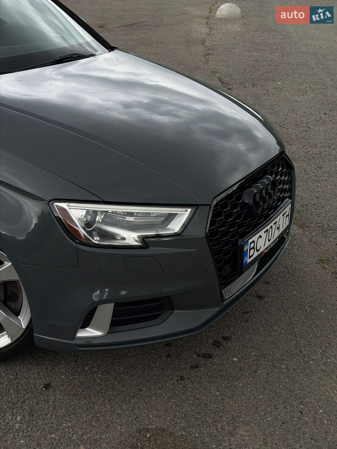 Audi A3 2019 VIN WAUBEGFF8KA082035 фото оголошення 2 з 13