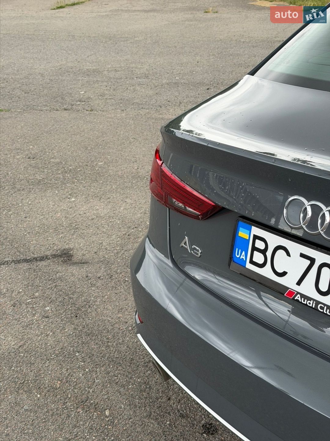 Audi A3 2019 VIN WAUBEGFF8KA082035 фото оголошення 8 з 13