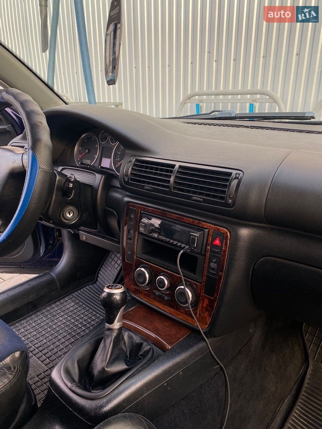 Volkswagen Passat 2001 VIN WVWZZZ3BZ1E165818 фото оголошення 7 з 11