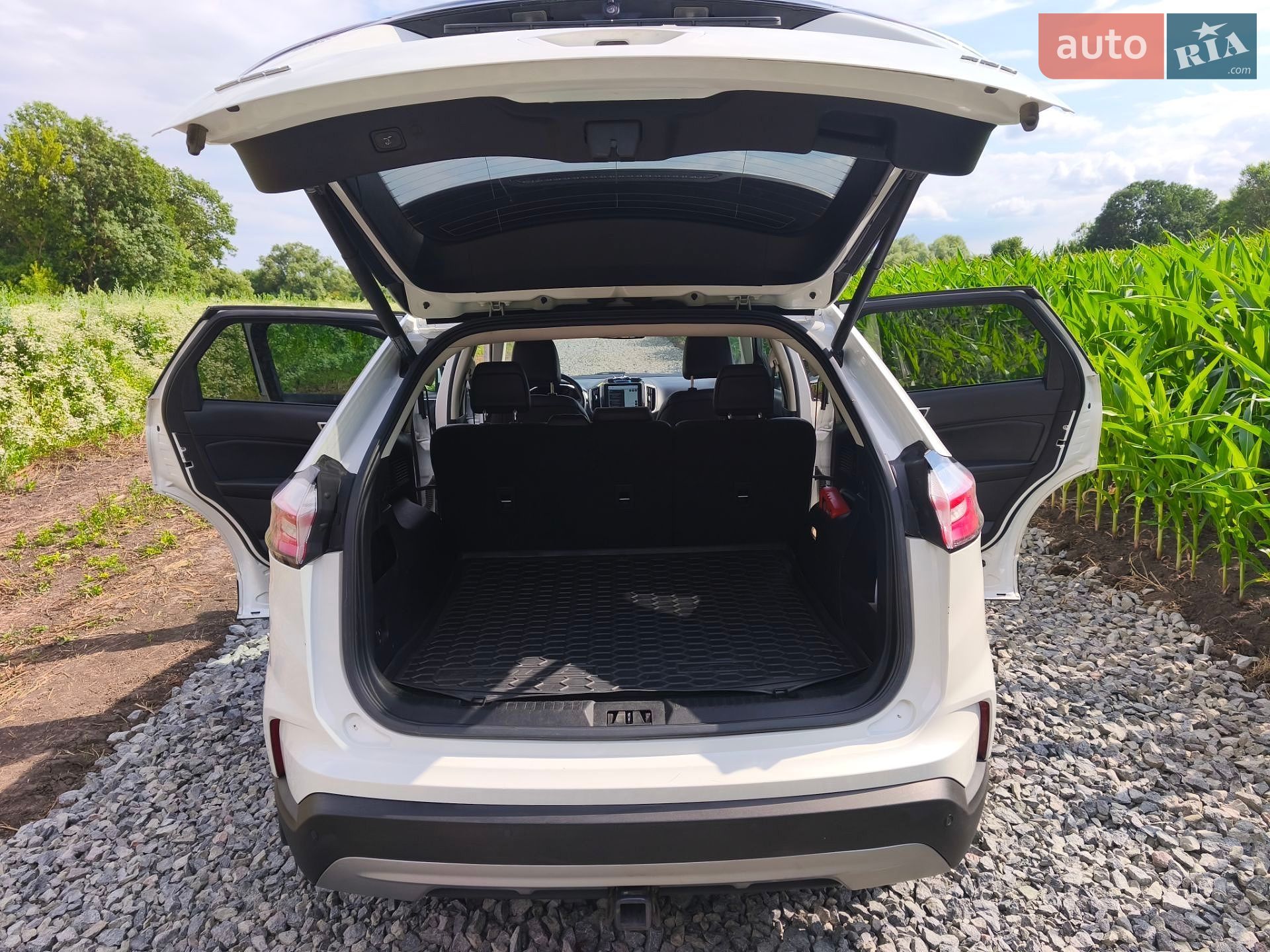Ford Edge 2021 VIN 2FMPK4J96MBA61785 фото оголошення 13 з 40