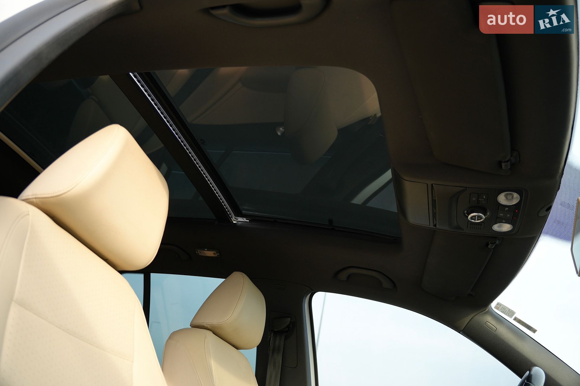 Volkswagen Tiguan 2014 VIN WVGAV7AX1FW558807 фото оголошення 20 з 20