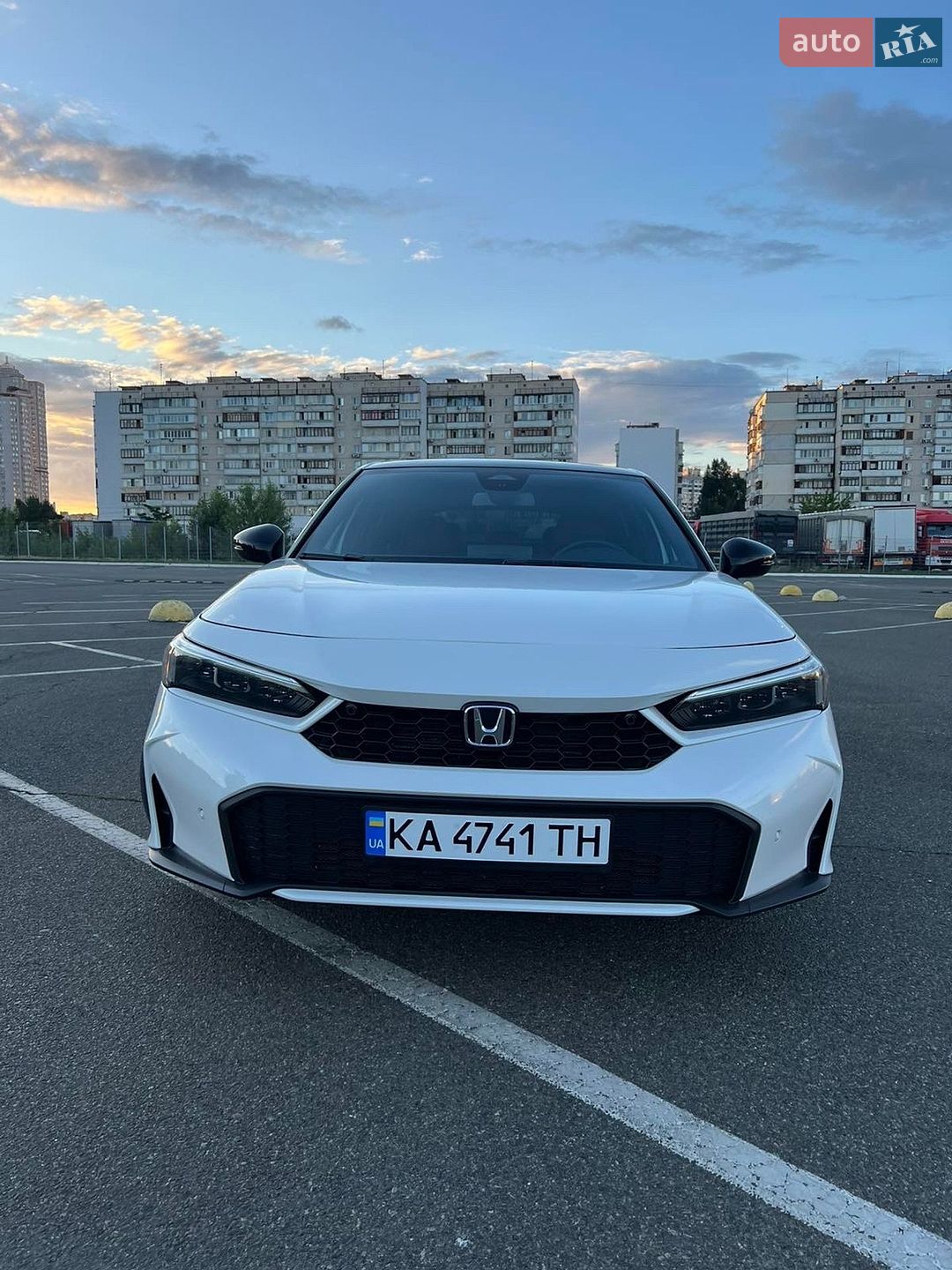 Honda Civic 2024 VIN 19XFL4H94SE002016 фото оголошення 5 з 33