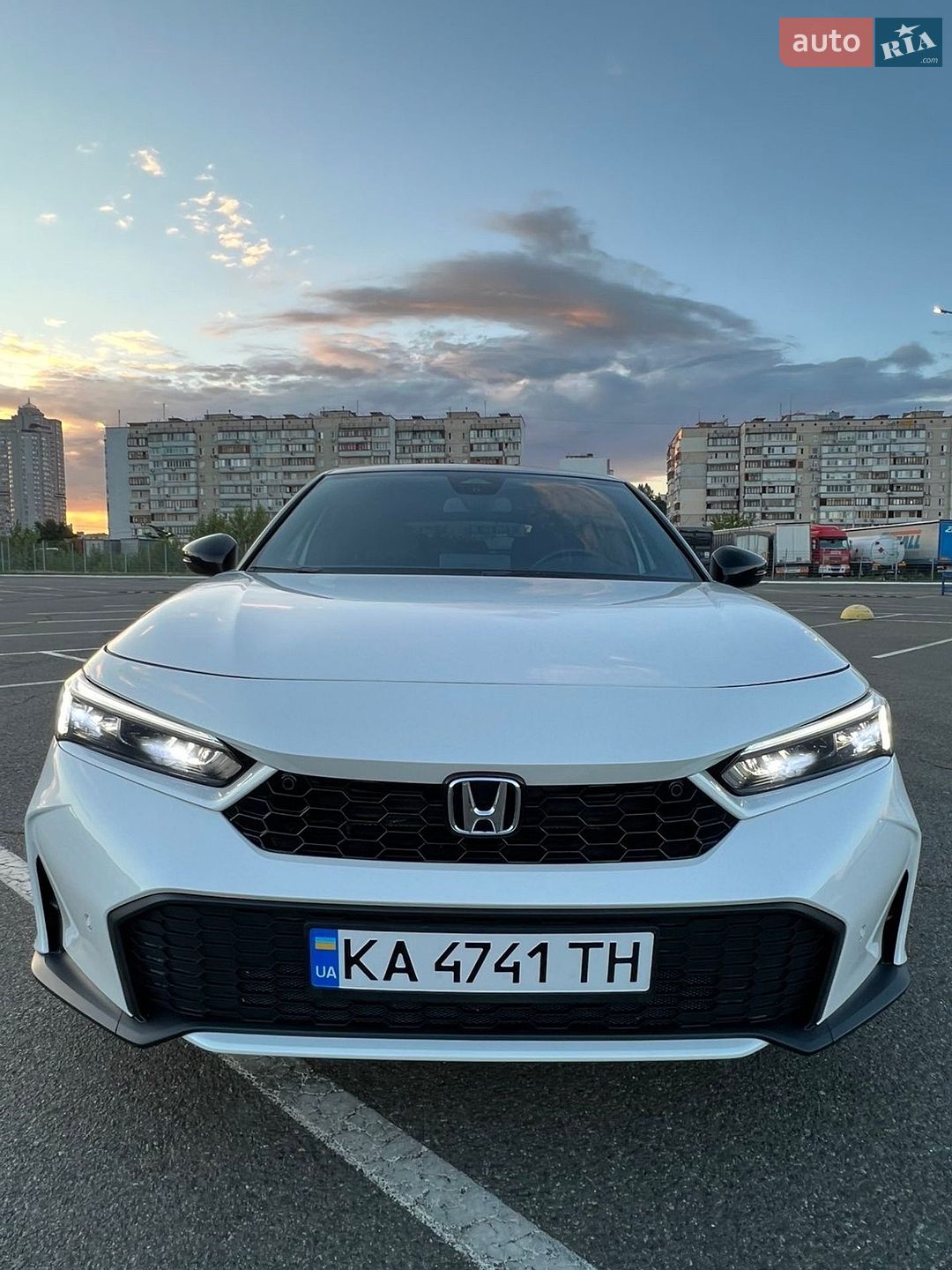 Honda Civic 2024 VIN 19XFL4H94SE002016 фото оголошення 12 з 33