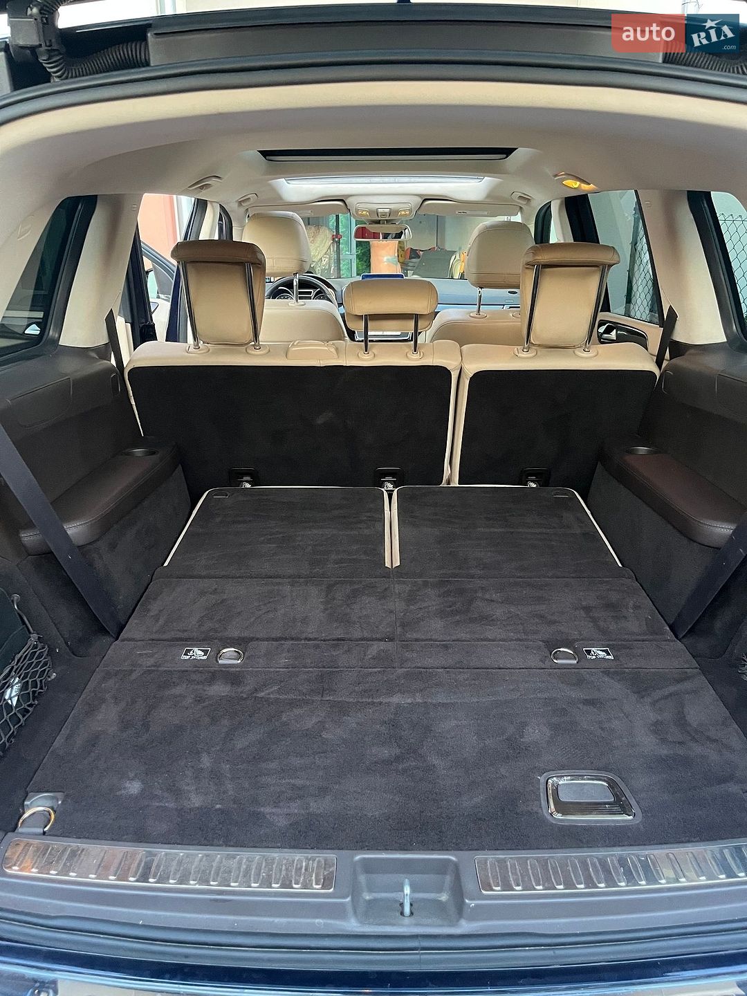 Mercedes-Benz GLS-Class 2017 VIN 4JGDF6EE7JB043405 фото оголошення 14 з 17