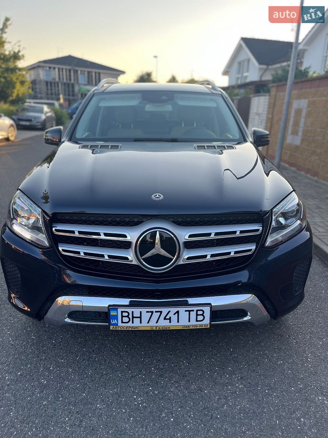 Mercedes-Benz GLS-Class 2017 VIN 4JGDF6EE7JB043405 фото оголошення 2 з 17