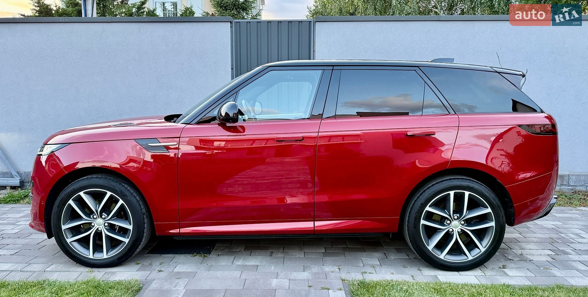 Land Rover Range Rover Sport 2022 VIN SAL1A2BW6PA114595 фото оголошення 17 з 119
