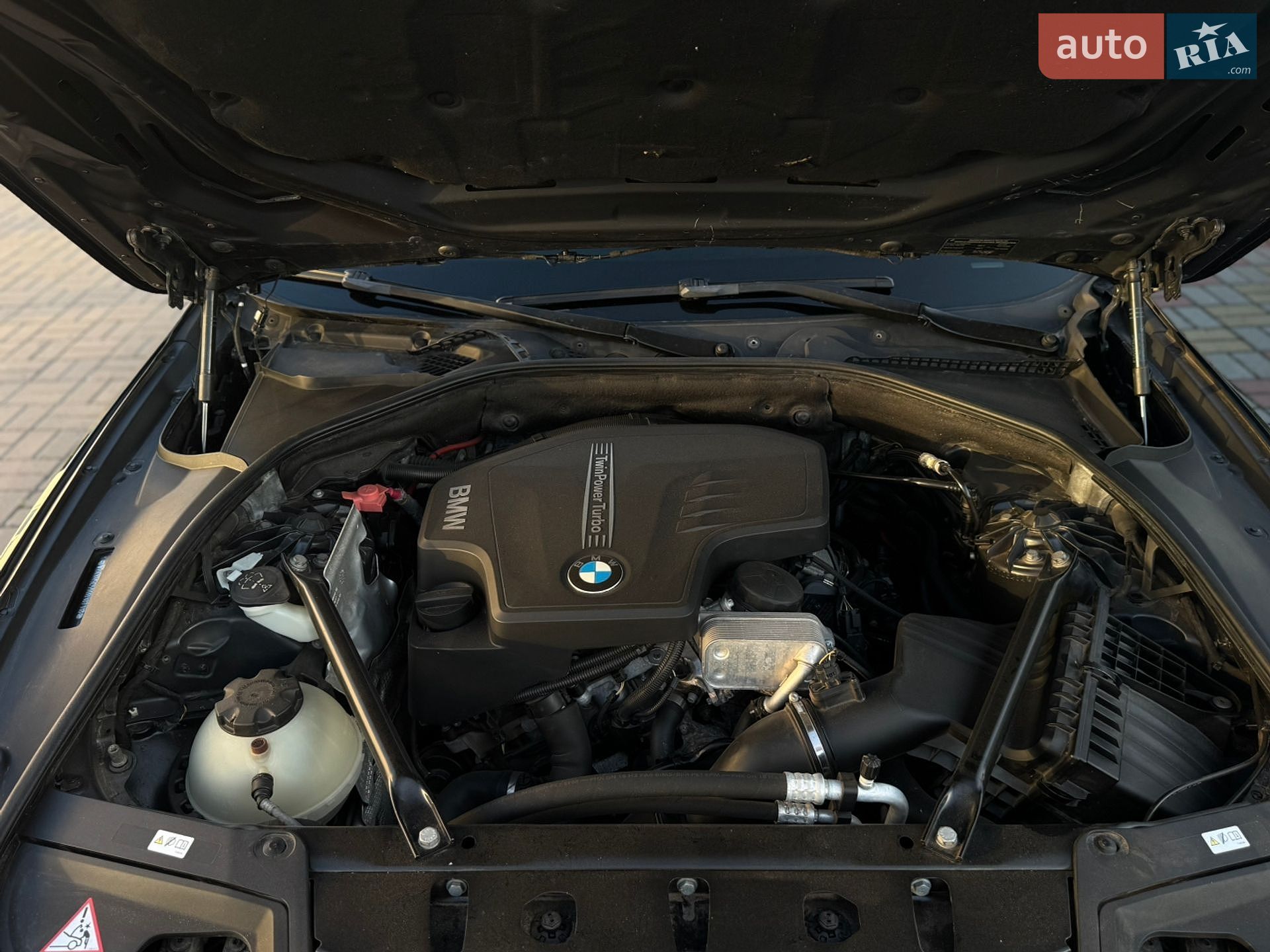 BMW 5 Series 2012 VIN WBAXH5C59DD107118 фото оголошення 13 з 14