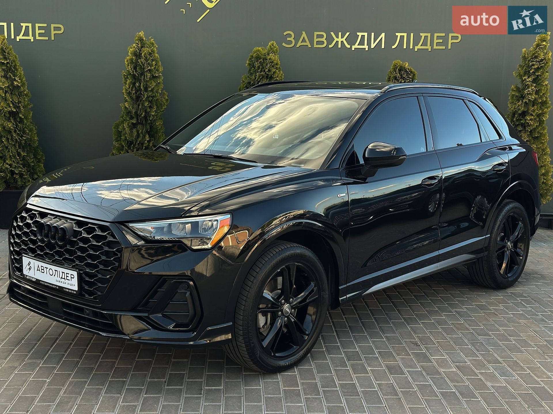 Audi Q3 2019 VIN WA1DECF30L1030713 фото оголошення 2 з 41