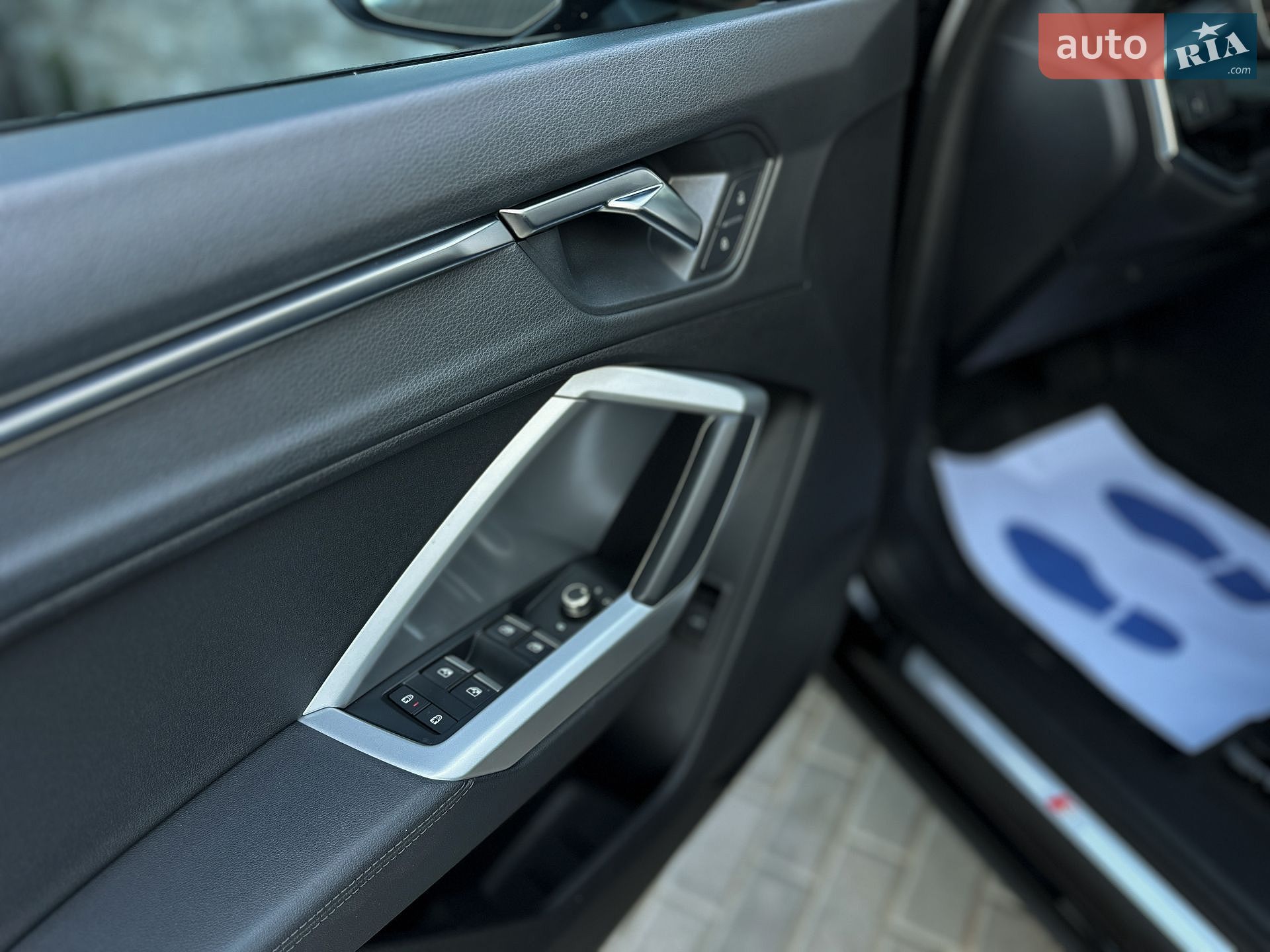 Audi Q3 2019 VIN WA1DECF30L1030713 фото оголошення 23 з 41