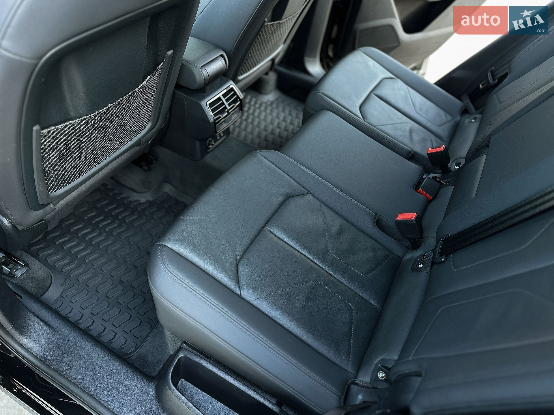 Audi Q3 2019 VIN WA1DECF30L1030713 фото оголошення 29 з 41