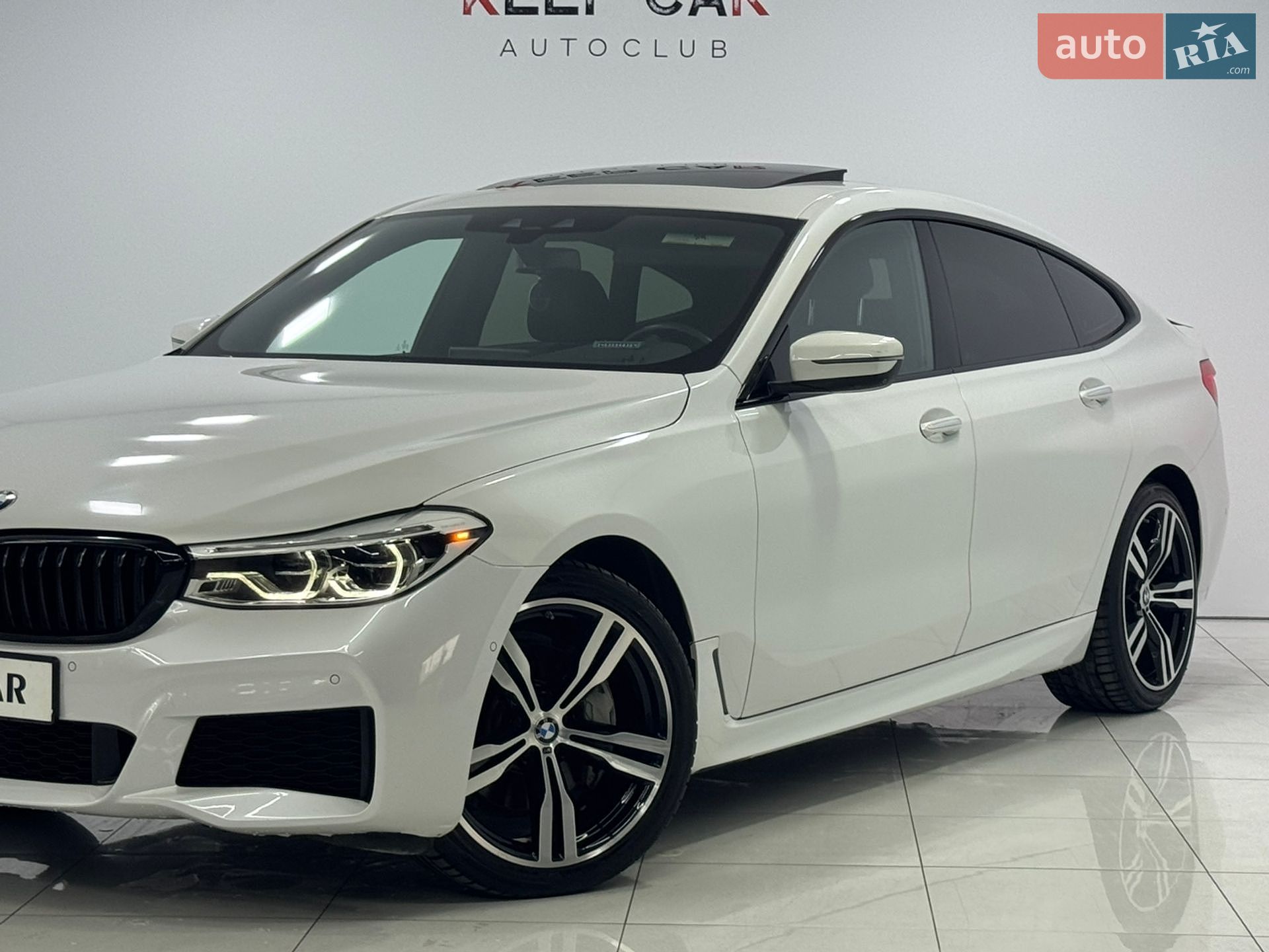 BMW 6 Series GT 2018 VIN WBAJV6C52JBK07072 фото оголошення 3 з 64