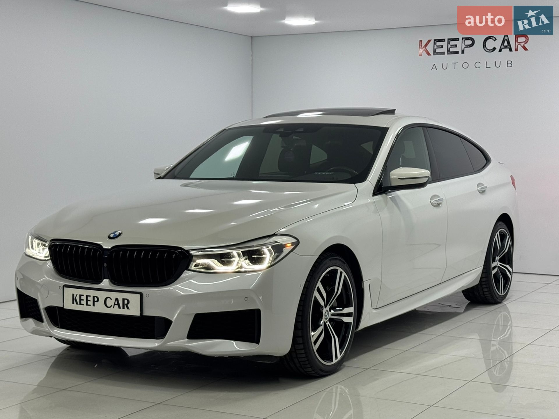 BMW 6 Series GT 2018 VIN WBAJV6C52JBK07072 фото оголошення 8 з 64